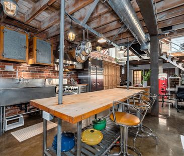 For Lease - 9 Peyton Lane, Toronto, Ontario - Photo 5