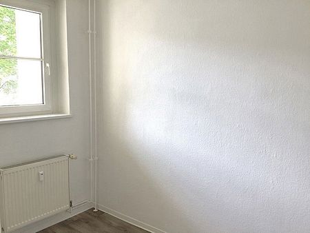 3,5-Zimmer, Tageslichtbad + Balkon - Photo 5