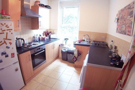 1 bedroom flat to rent - Photo 3