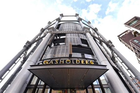 Three Bedroom Home in Iconic Gasholders, King's Cross - Photo 5