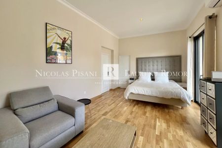 Location Maison 7 pièces 181m² BEAULIEU SUR MER 06310 - Photo 4
