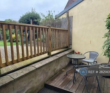 1 bedroom in a house share to rent - Photo 4