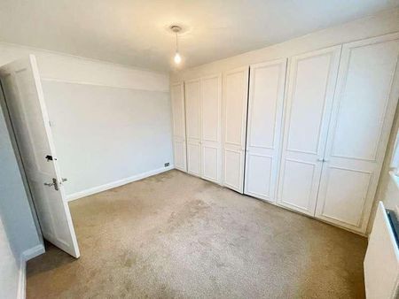 South Drive, Coulsdon, CR5 - Photo 2