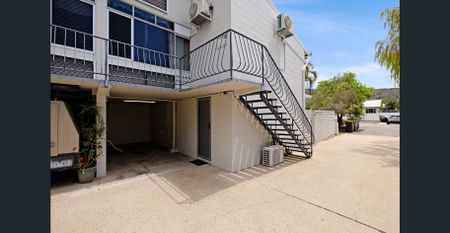 Charming 1-Bedroom Coastal Retreat in North Ward - Photo 4