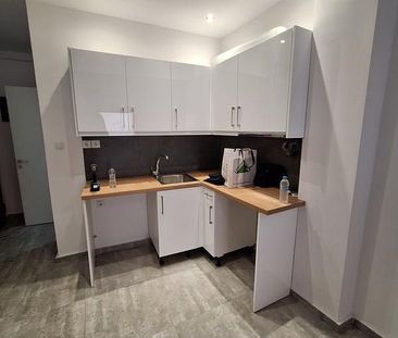 Studio/Γκαρσονιέρα για ενοικίαση Μουσείο (Εξάρχεια - Νεάπολη) - Photo 2
