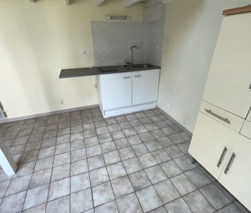 A LOUER - Quartier Gionne / Colbert - T2 de 41.20m² donnant sur le ... - Photo 6