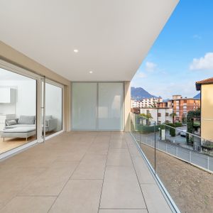 2.5 LOCALI COMPLETAMENTE AMMOBILIATO - Foto 3