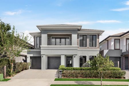 **Stunning 5-Bedroom Family Home in Marsden Park** - Photo 4