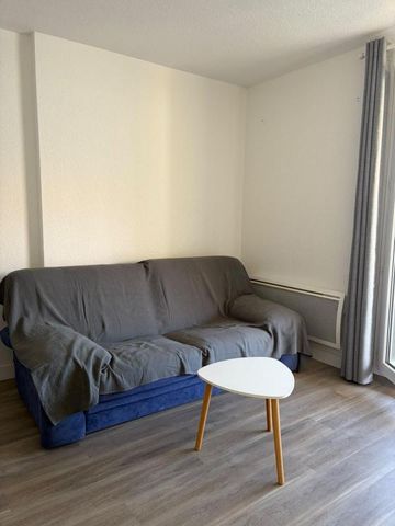 Location Appartement 1 pièce Meublé 31m² DAX 40100 - Photo 2