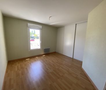 Location Appartement 3 pièces 92m² LUC LA PRIMAUBE 12450 - Photo 3