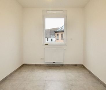 Appartement te huur in Escanaffles voor € 725 met 2 slaapkamers - Photo 2
