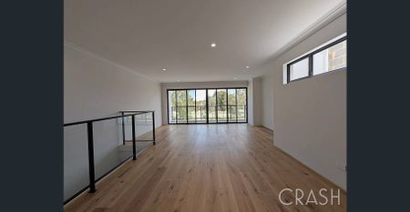 3x2 House in Wanneroo Myella Estate - fully ducted aircon - Photo 2