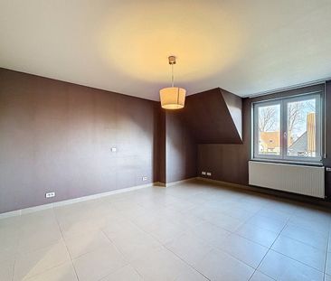 Ruime woning met drie slaapkamers in Ramskapelle. - Foto 5