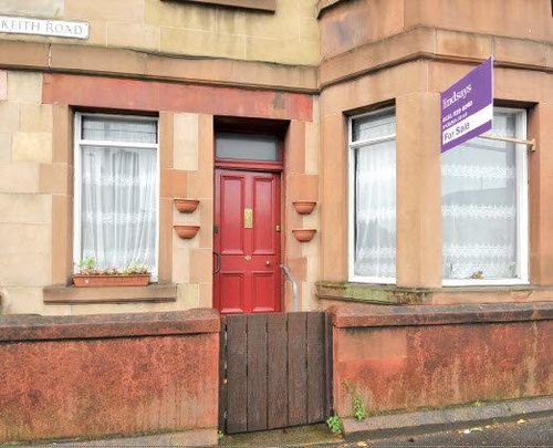 3 bedroom flat to rent - Photo 1