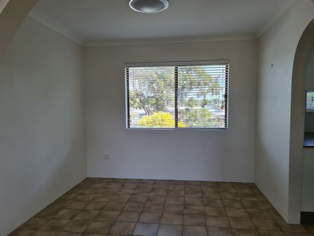 4/5 Benny Street, 4507, Woorim Qld - Photo 2