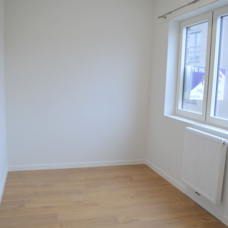 Modern appartement met terras, staanplaats en lift - Photo 1