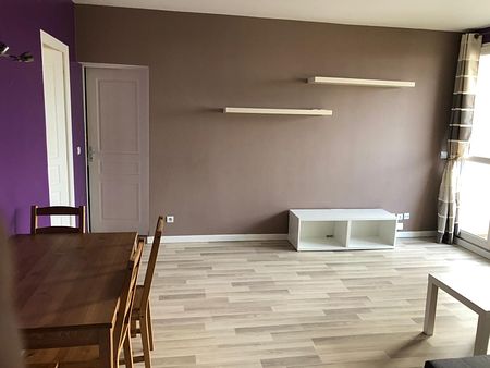 Appartement 3 pièces meublé de 62m² à Aubergenville - 990€ C.C. - Photo 5
