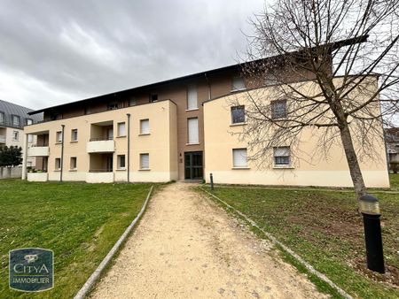 Location Appartement 2 pièces 47m² ST AMAND MONTROND 18200 - Photo 5
