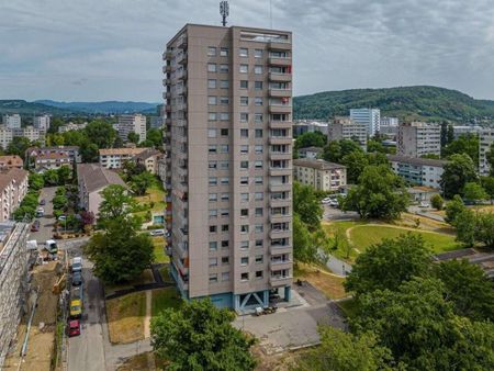 Looking for a home with a view in Birsfelden? - Photo 3