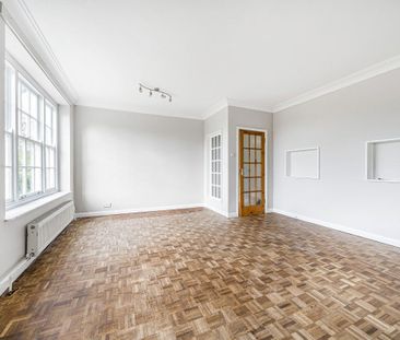 Vanbrugh Fields, London, SE3 - Photo 2