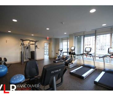 Condo in Downtown Vancouver, BC - Photo 5