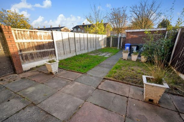 3 bedroom townhouse to rent - Photo 1