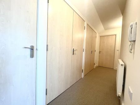 2 bedroom flat to rent - Photo 5