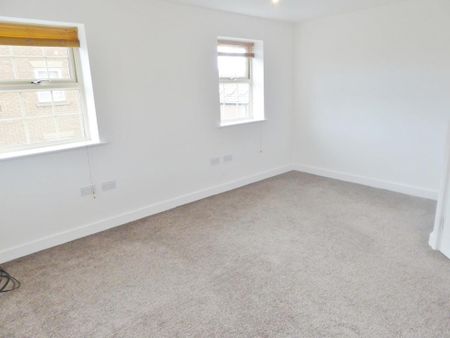 2 Bedroom End Terraced House To Rent - Photo 3