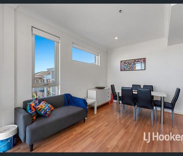 6 Month Lease - Fully Furnished Apartment - Photo 3