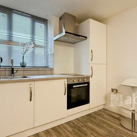 Studio to rent - Photo 3