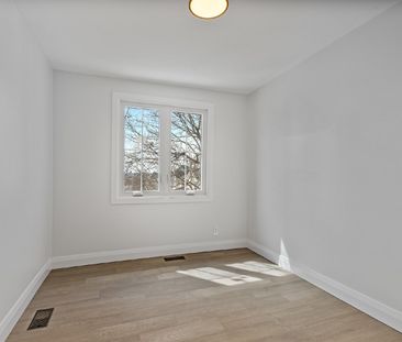 660 Hochelaga Street - 18 - Photo 3