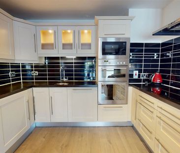 The Waterside, Charlotte Quay, Grand Canal Dk, Dublin 4 - Photo 6