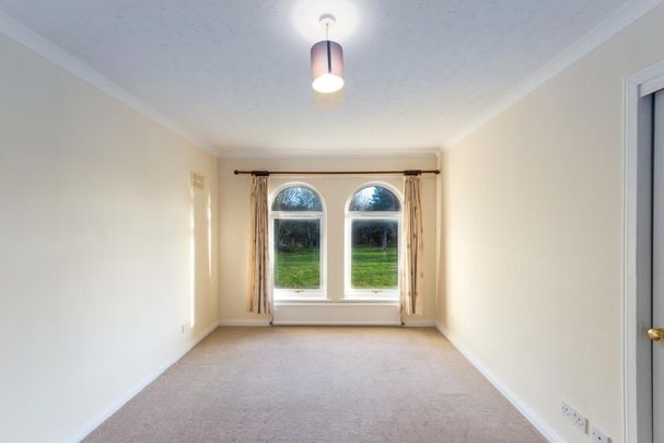 2 bedroom bungalow to rent - Photo 1