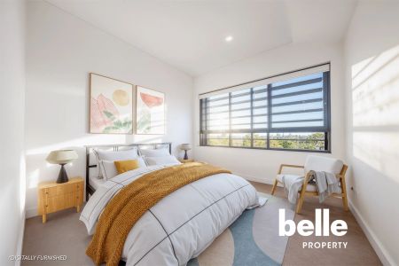 Ultra-Modern 2-Bed Living | Close to Station For Rernt - Photo 2