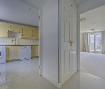 3 Bedroom - Photo 2