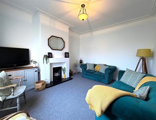 3 Bedroom Terraced To Let - Photo 1