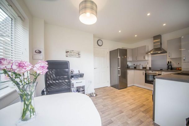 3 bedroom detached house to rent - Photo 1