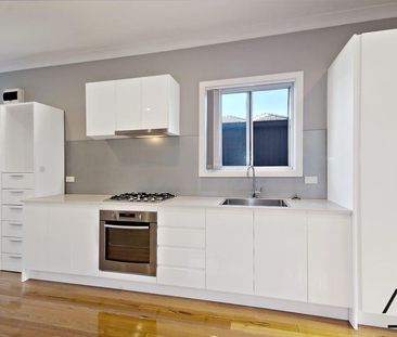 8A Sanananda Road, Holsworthy NSW 2173 - House For Rent | Domain - Photo 4