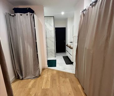 Location Appartement 2 pièces 54m² - Photo 4