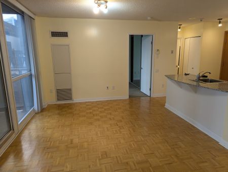 For Lease - 33 Sheppard Avenue Unit# 405, Toronto, Ontario - Photo 2