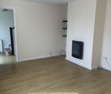 Newcroft Road - Photo 3