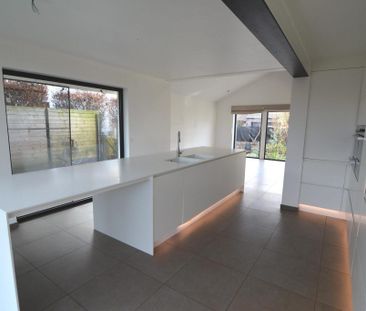 Ruime vrijstaande woning met tuin in het centrum van Vosselaar - Foto 5