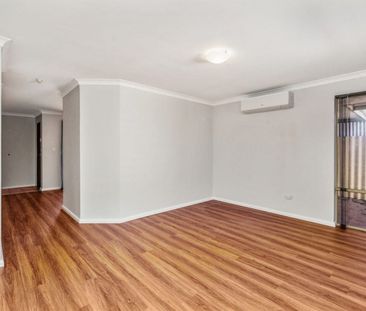 2-Bedroom Duplex in Convenient Location! - Photo 2