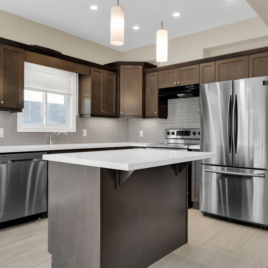 For Lease - 55 Laurent Avenue, Welland, Ontario - Photo 1