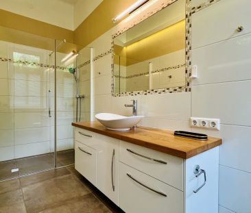 Großzügige 3-Zimmer-Altbauwohnung - Grünblick - Stellplatz & Keller... - Photo 3