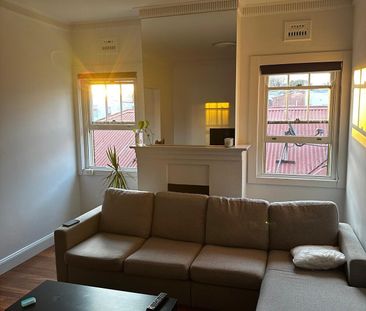 Kensington - Photo 1