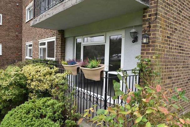 Wellis Gardens, St Leonards On Sea, TN38 - Photo 1