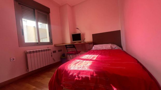 Modern apartment for long term rental in Torrevieja. - Photo 1