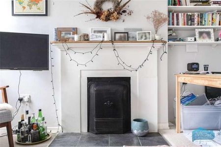 Maitland Park Villas, Belsize Park, London, NW3 - Photo 2