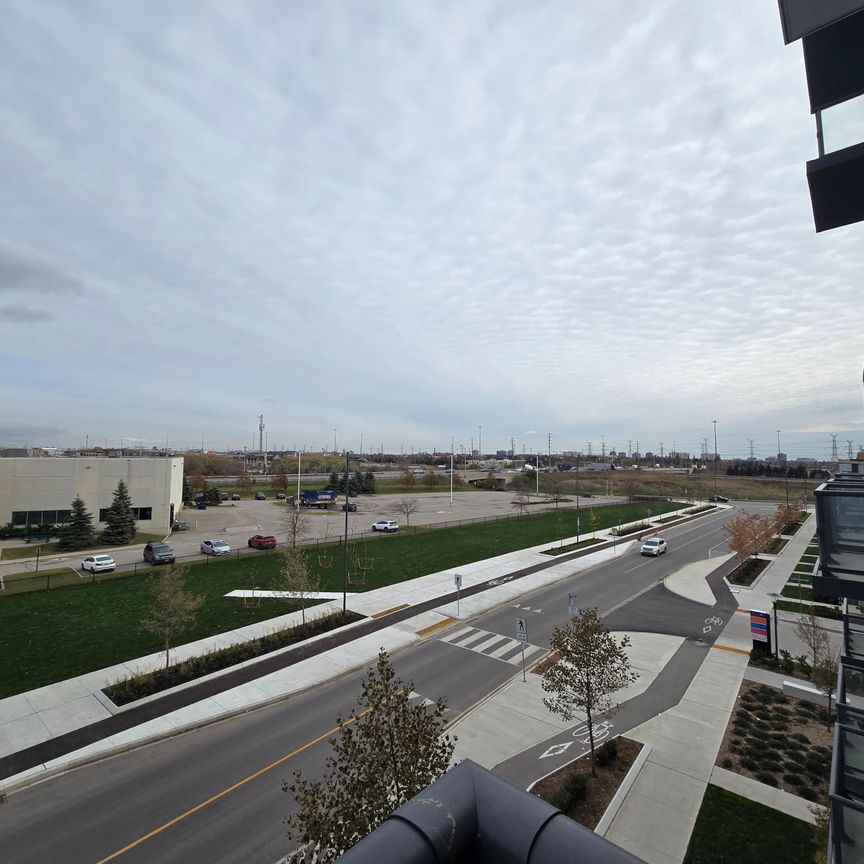 For Lease - 60 Honeycrisp Crescent Unit# 317, Vaughan, Ontario - Photo 1